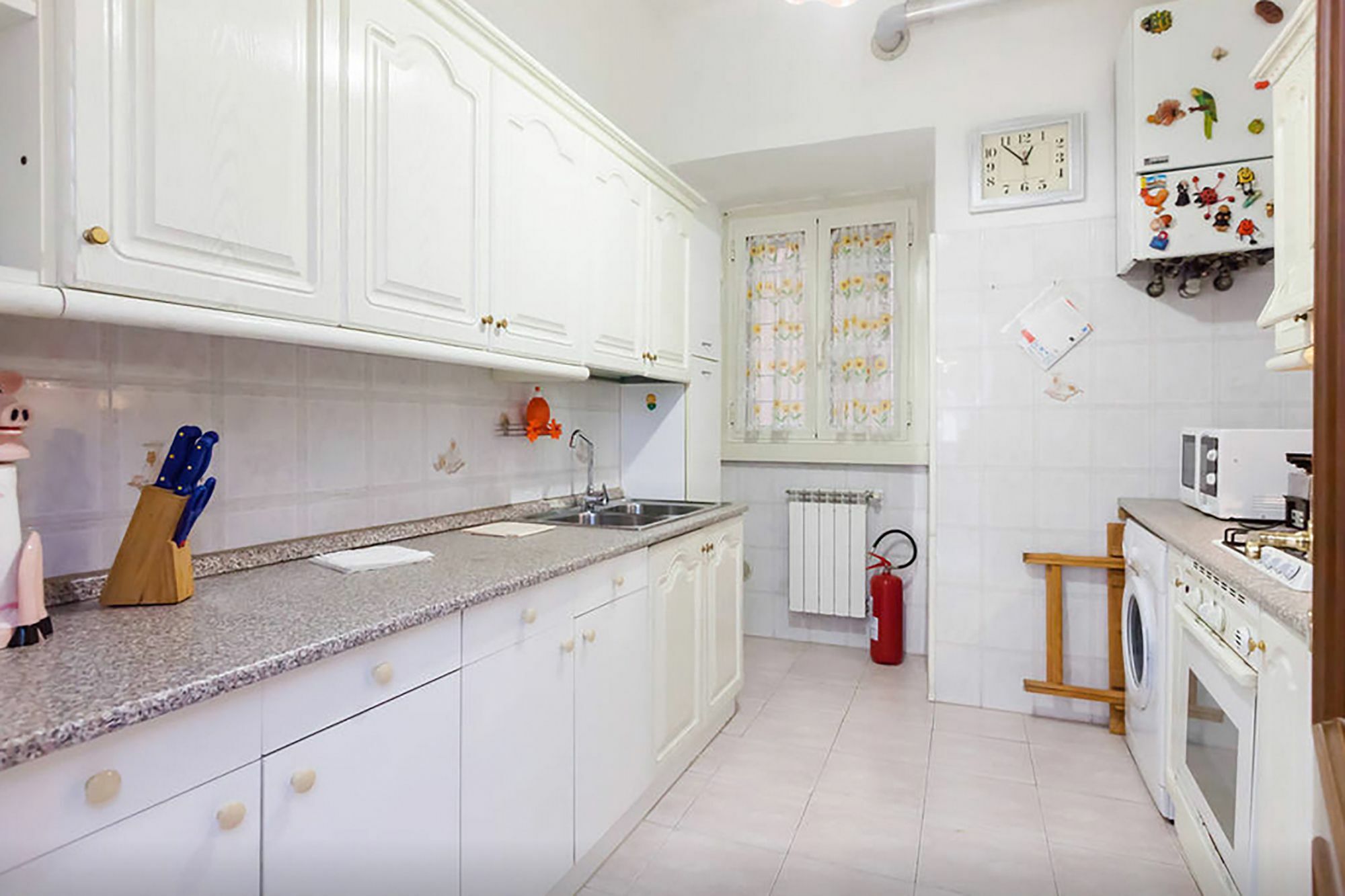 Caterina One O One - Embassy Apartment ローマ エクステリア 写真