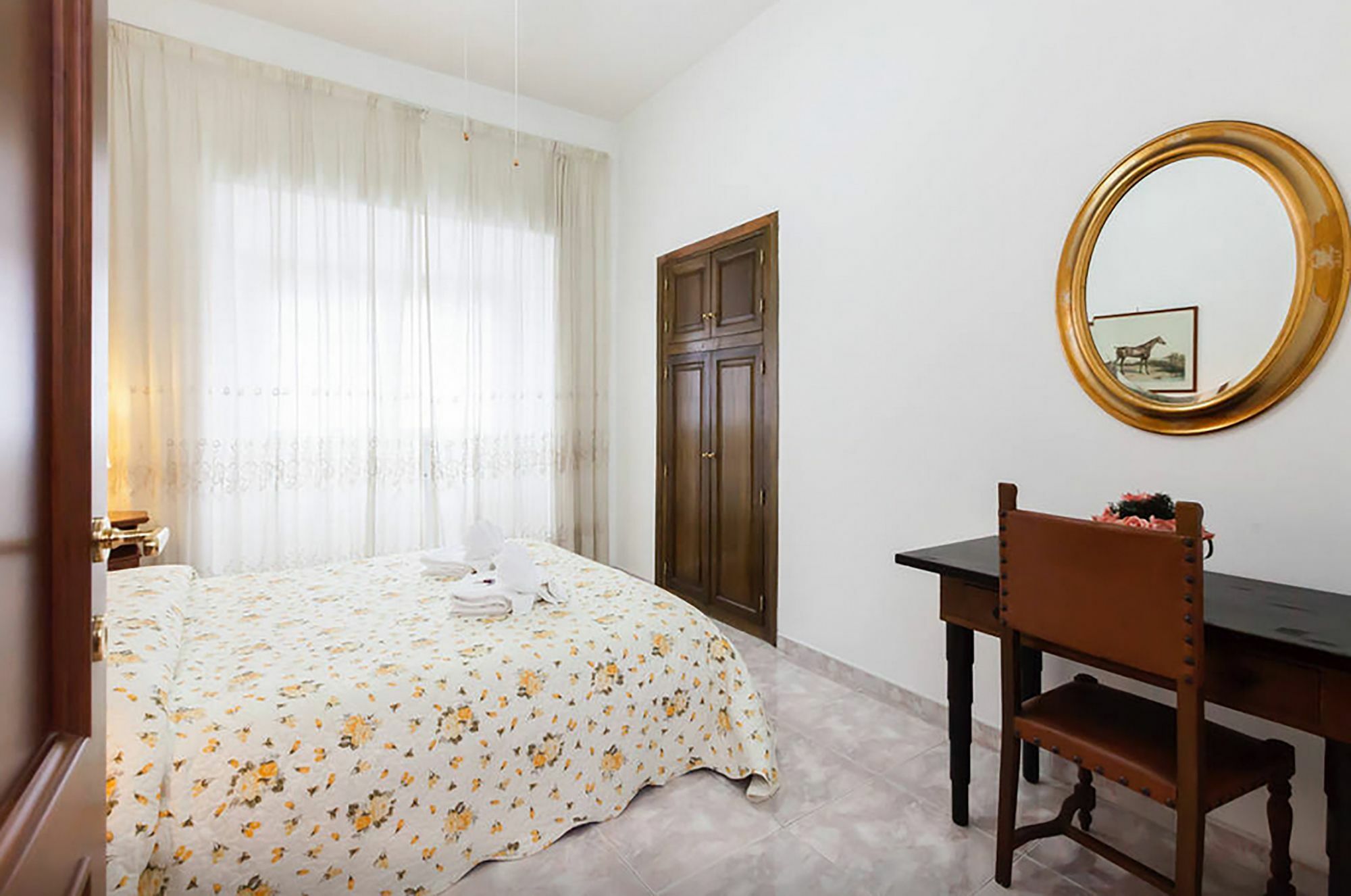 Caterina One O One - Embassy Apartment ローマ エクステリア 写真